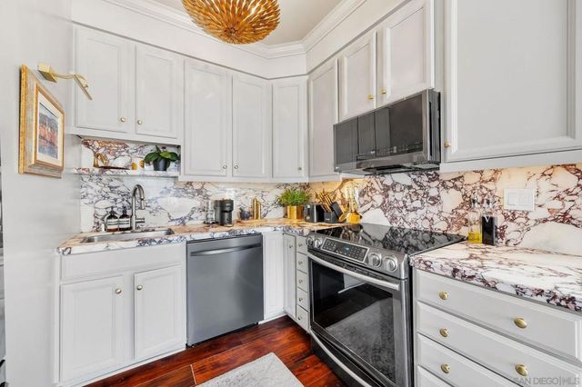 702 Ash St 704, San Diego, CA 92101