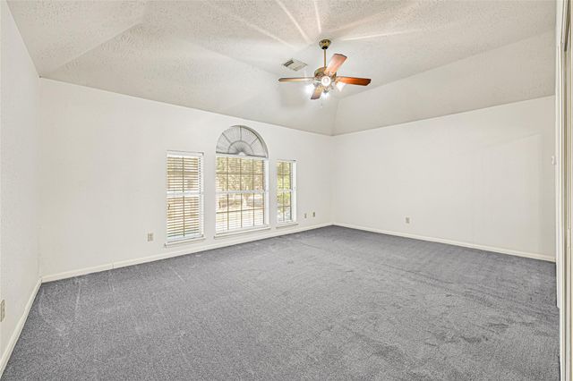 330 Welford Lane, Highlands, TX 77562