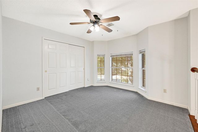 330 Welford Lane, Highlands, TX 77562