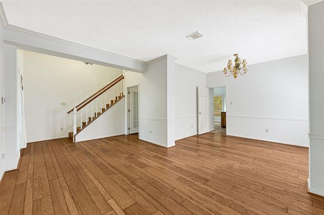 330 Welford Lane, Highlands, TX 77562