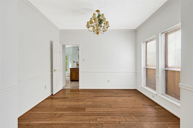 330 Welford Lane, Highlands, TX 77562