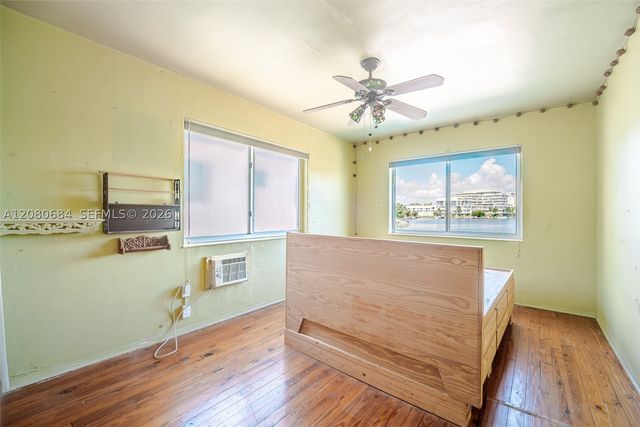 4730 Pine Tree Dr 17, Miami Beach, FL 33140