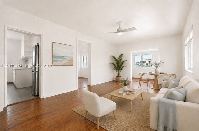 4730 Pine Tree Dr 17, Miami Beach, FL 33140