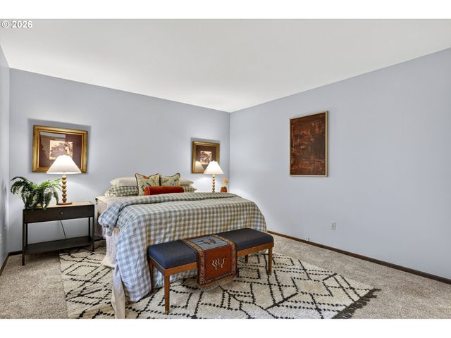 12855 Sw GLENN Dr, Beaverton, OR 97008