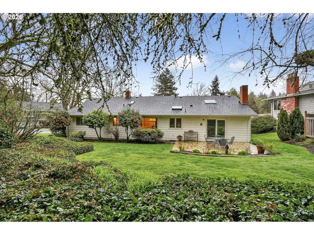 12855 Sw GLENN Dr, Beaverton, OR 97008