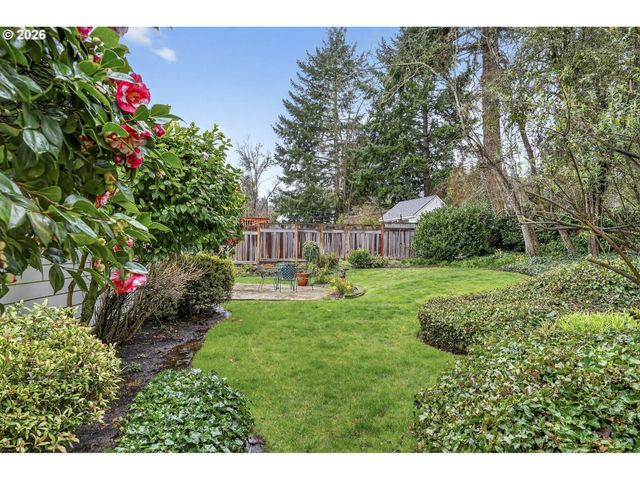 12855 Sw GLENN Dr, Beaverton, OR 97008