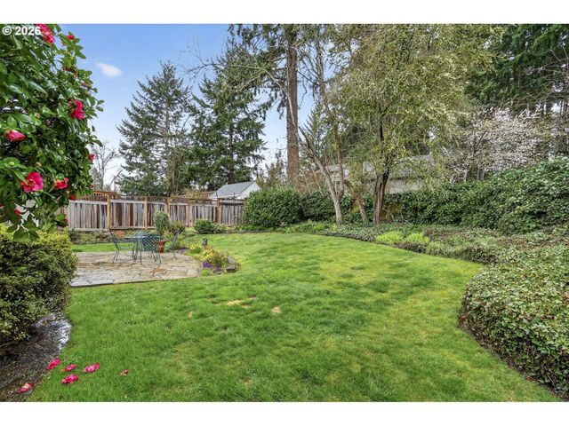 12855 Sw GLENN Dr, Beaverton, OR 97008