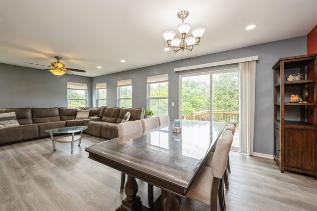 646 Grand Canyon Circle, Crystal Lake, IL 60014