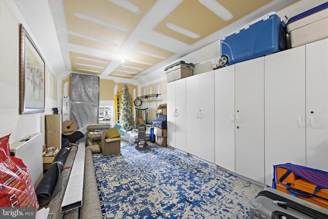 10 WHITECAPS TERR, Barnegat, NJ 08005