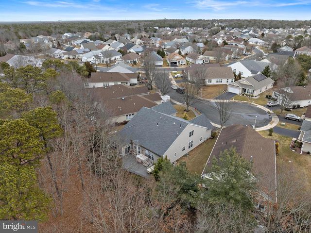 10 WHITECAPS TERR, Barnegat, NJ 08005
