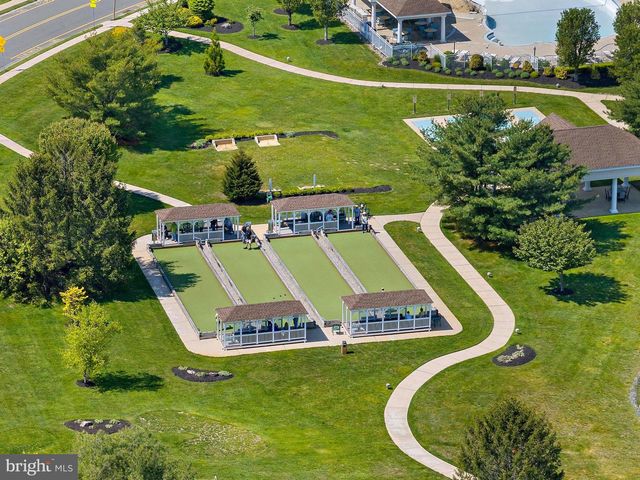 10 WHITECAPS TERR, Barnegat, NJ 08005
