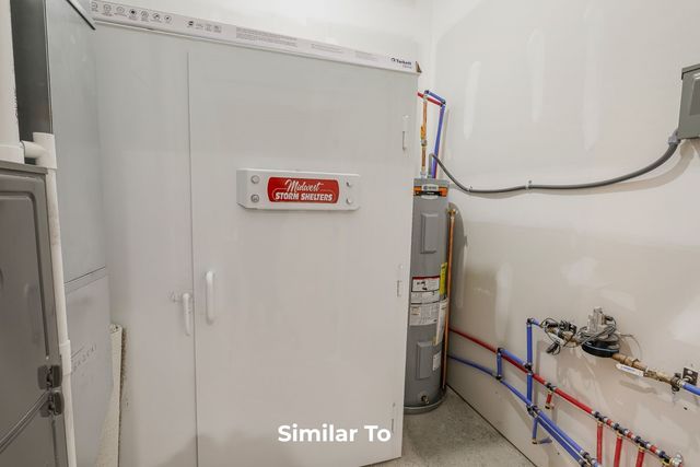 704 Big Rock Park Road, Pella, IA 50219