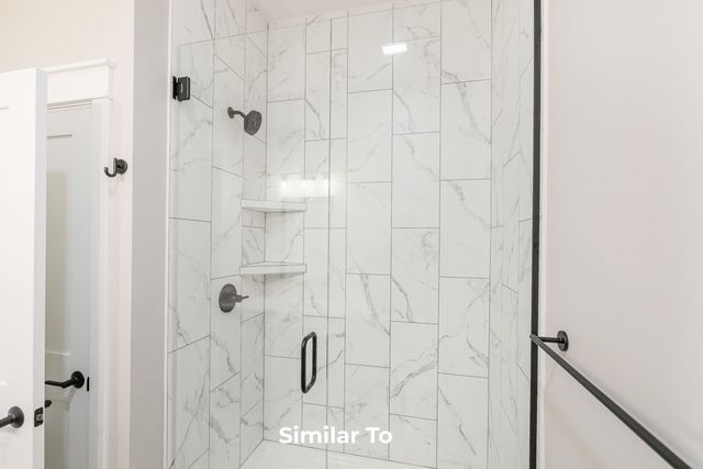 704 Big Rock Park Road, Pella, IA 50219