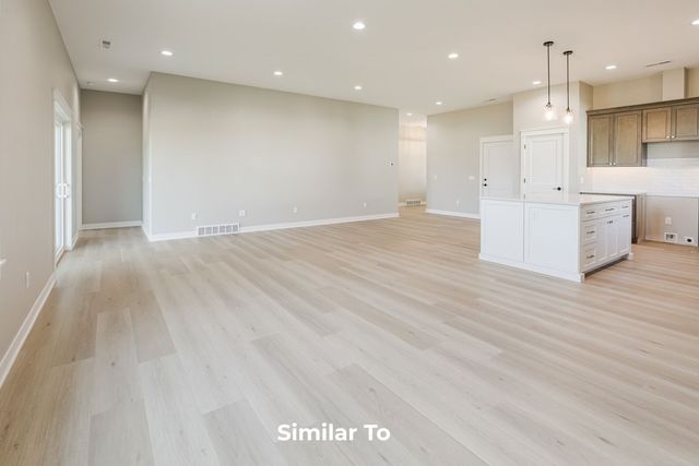 704 Big Rock Park Road, Pella, IA 50219