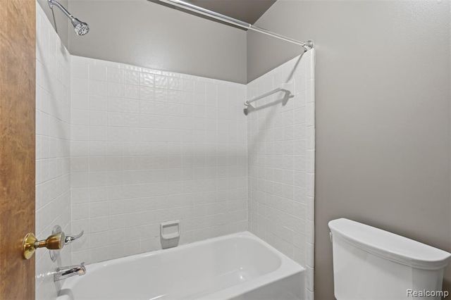 396 W Ann Arbor Trail, Plymouth, MI 48170