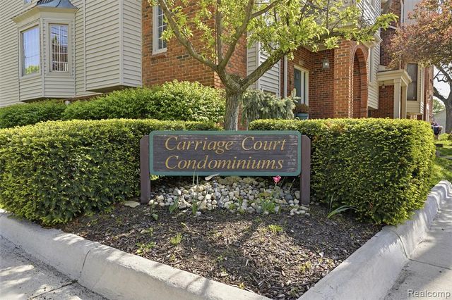 396 W Ann Arbor Trail, Plymouth, MI 48170