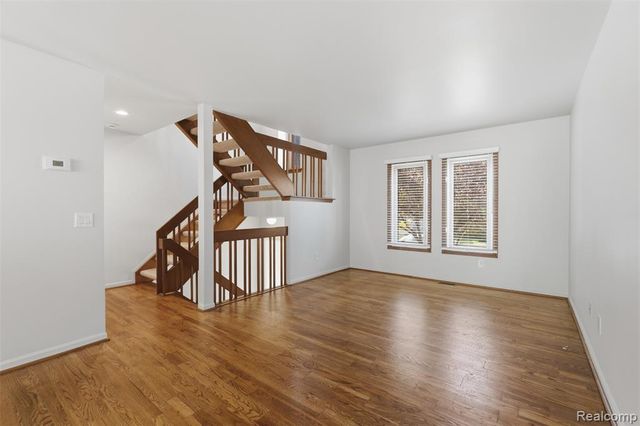 396 W Ann Arbor Trail, Plymouth, MI 48170