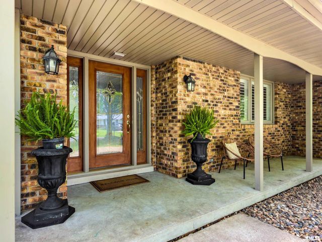 210 E MORNINGSIDE Drive, Peoria, IL 61614