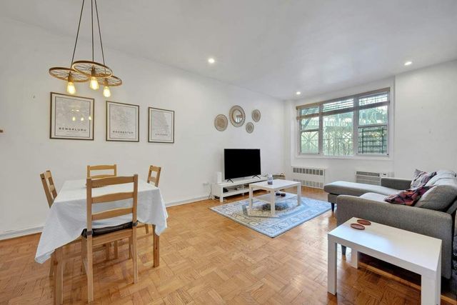 2390 Palisade Avenue # 1G, New York City, NY 10463