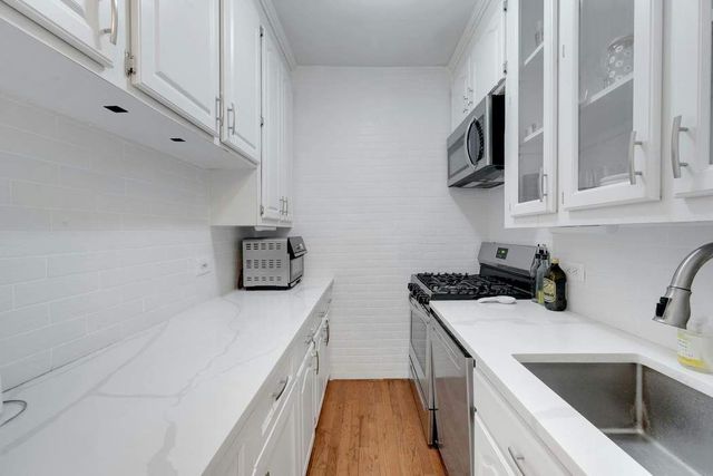 2390 Palisade Avenue # 1G, New York City, NY 10463