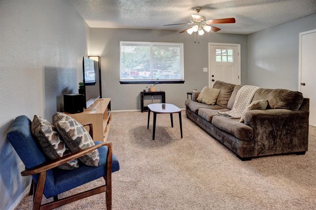 507 Pea Jay CV, Bastrop, TX 78602