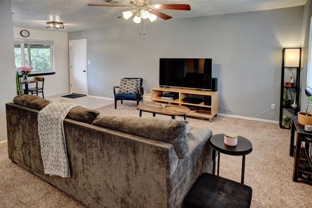 507 Pea Jay CV, Bastrop, TX 78602