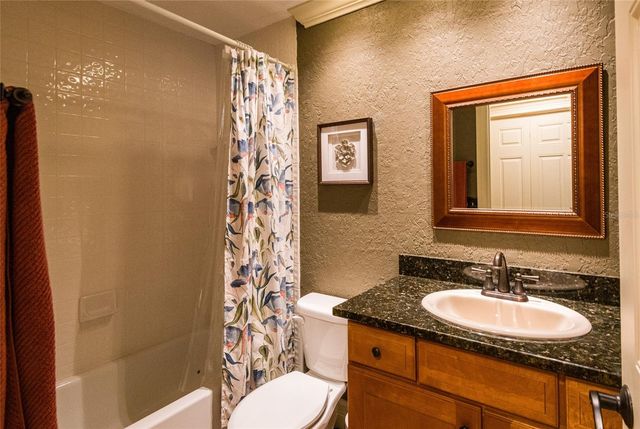 5617 MONTE ROSSO ROAD, Sarasota, FL 34243