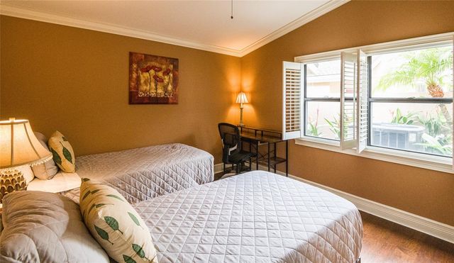 5617 MONTE ROSSO ROAD, Sarasota, FL 34243