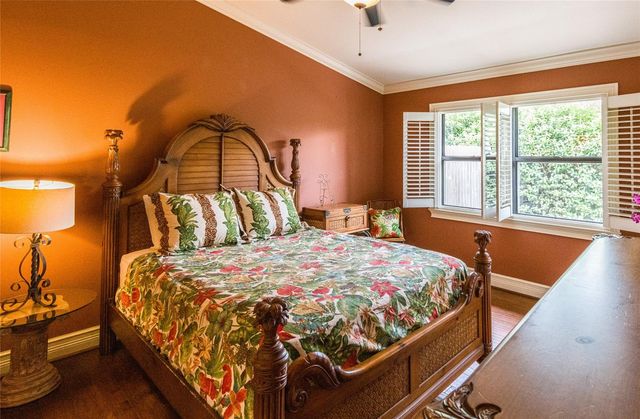 5617 MONTE ROSSO ROAD, Sarasota, FL 34243