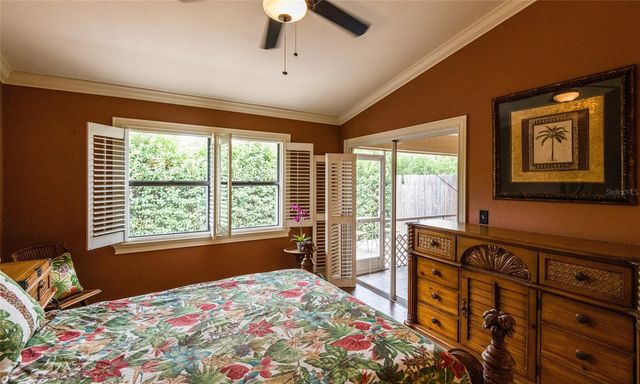 5617 MONTE ROSSO ROAD, Sarasota, FL 34243