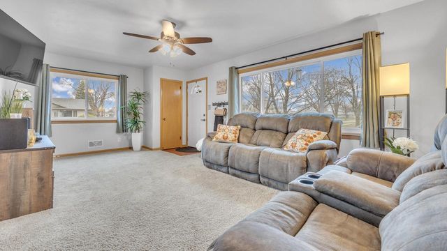 394 Wilson AVENUE, Fond Du Lac, WI 54935