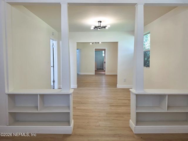 1227 W 3RD Street, Jacksonville, FL 32209