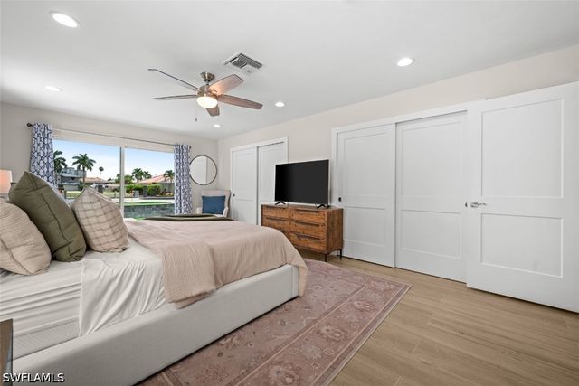 373 Egret AVE, Naples, FL 34108