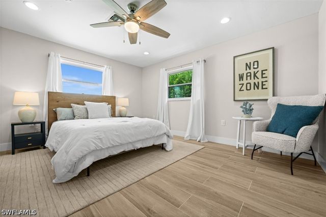 373 Egret AVE, Naples, FL 34108