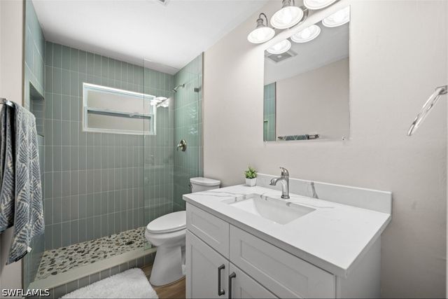 373 Egret AVE, Naples, FL 34108