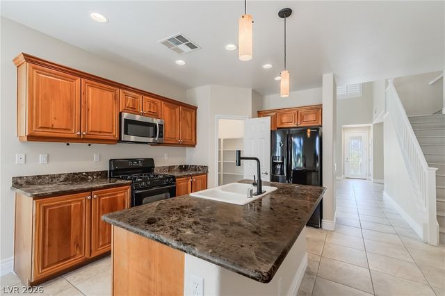 454 First On Drive, Las Vegas, NV 89148