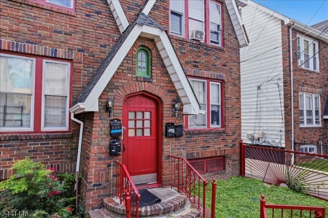 200 Eastern Pkwy, Newark City, NJ 07106