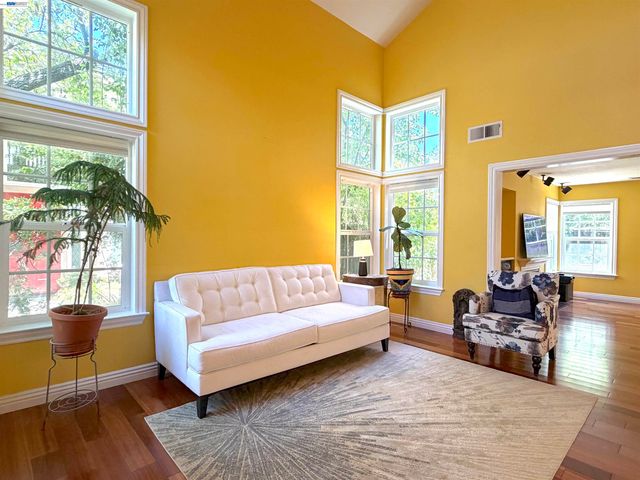 433 Calistoga Cir, Fremont, CA 94536