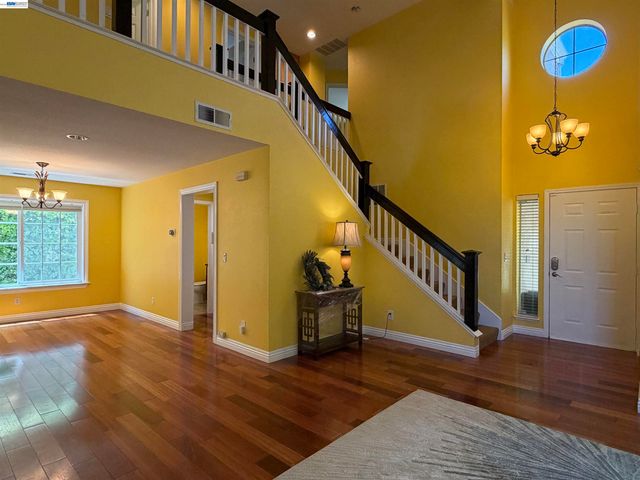 433 Calistoga Cir, Fremont, CA 94536
