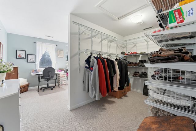 80 Green Meadow Lane, West Springfield, MA 01089