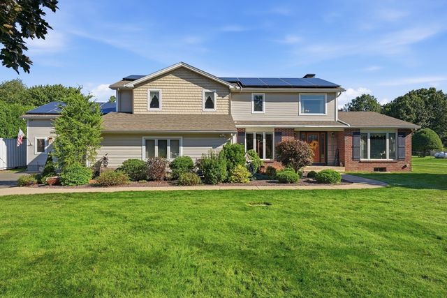 80 Green Meadow Lane, West Springfield, MA 01089