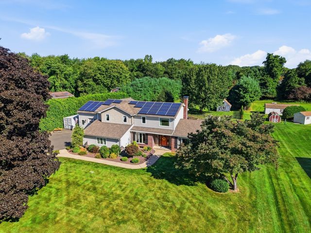80 Green Meadow Lane, West Springfield, MA 01089