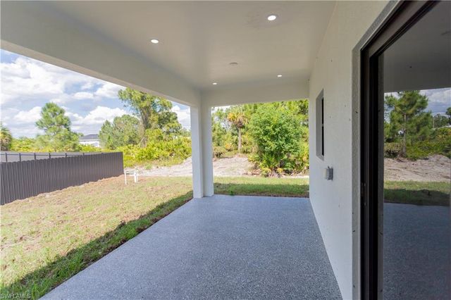 733 Phelps ST E, Lehigh Acres, FL 33974