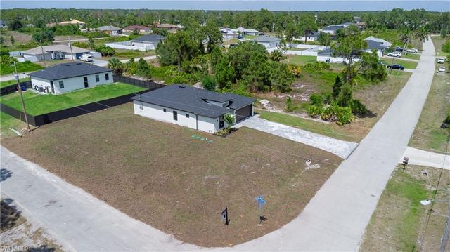 733 Phelps ST E, Lehigh Acres, FL 33974