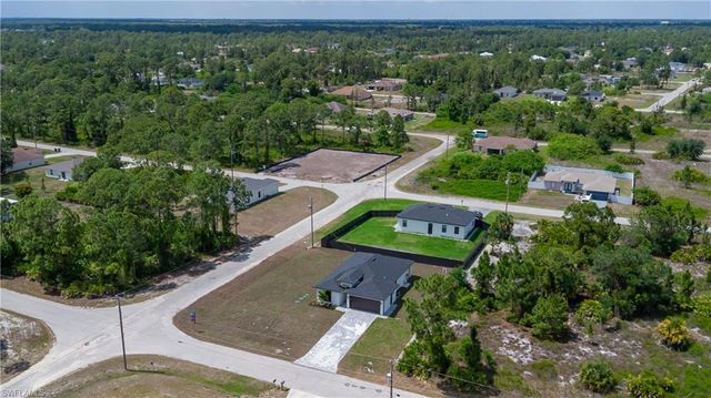 733 Phelps ST E, Lehigh Acres, FL 33974