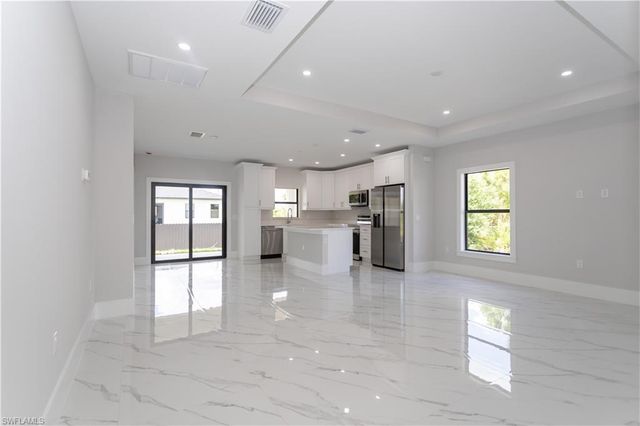 733 Phelps ST E, Lehigh Acres, FL 33974