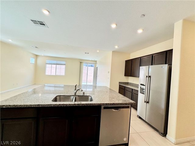 6088 Castle Gardens Avenue, Las Vegas, NV 89130