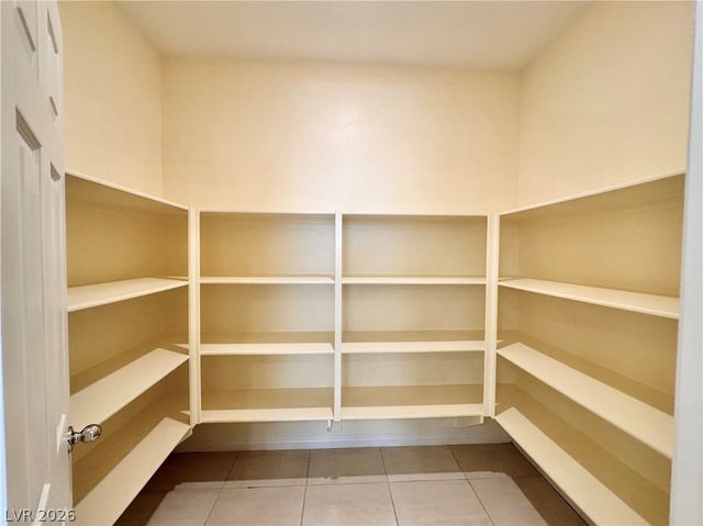 6088 Castle Gardens Avenue, Las Vegas, NV 89130