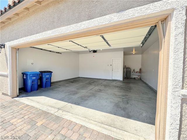 6088 Castle Gardens Avenue, Las Vegas, NV 89130