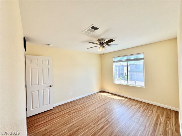 6088 Castle Gardens Avenue, Las Vegas, NV 89130